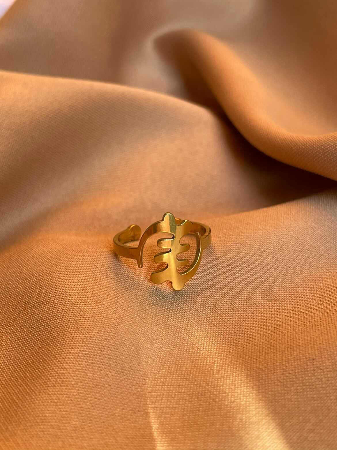 Gye Nyame Ring Gold