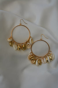 Cowrie Earrings Gold